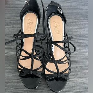 Badgley Mischka Jewel Black Heels, size 9